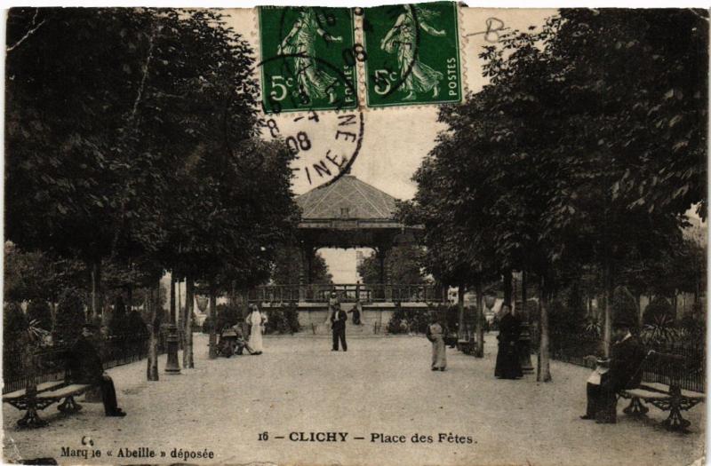 Carte postale ancienne Place des Fêtes à Clichy