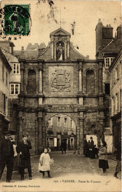 Carte postale ancienne Vannes - Porte Saint-Vincent à Vannes