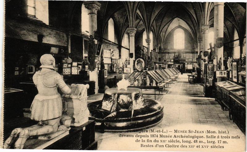 Carte postale ancienne Angers - Musée Saint-Jean (Mon.hist.) devanu depuis 1874 à Angers