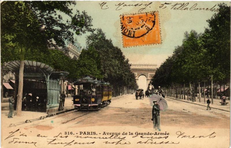 Carte postale ancienne Avenue de la Grande-Armée à Paris 16e