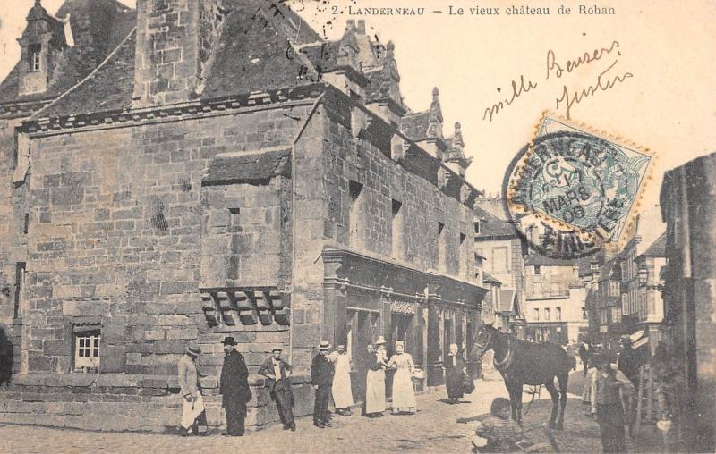 Carte postale ancienne Landerneau - Le Vieux Chateau De Rohan à Landerneau