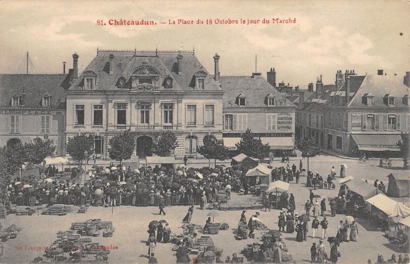 Carte postale ancienne Chateaudun - La Place Du 18 Octobre - Le Jour Du Marche à Châteaudun