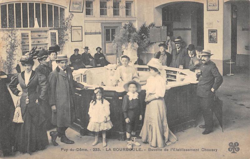 Carte postale ancienne La Bourboule - Buvette De L'Etablissement Choussy à La Bourboule