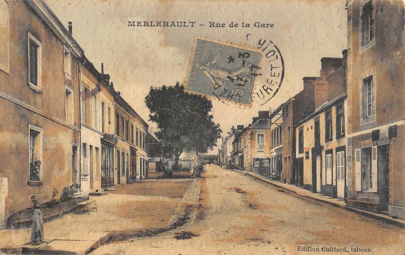 Carte postale ancienne Merlerault - Rue De La Gare