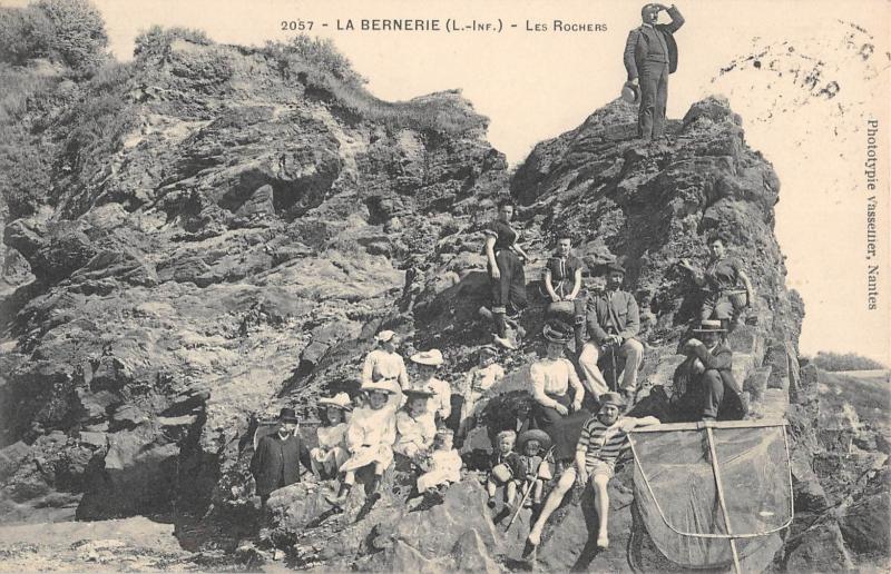 Carte postale ancienne La Bernerie - Les Rochers