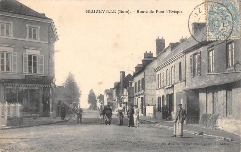 Carte postale ancienne Beuzeville - Route De Pont L'Eveque à Beuzeville