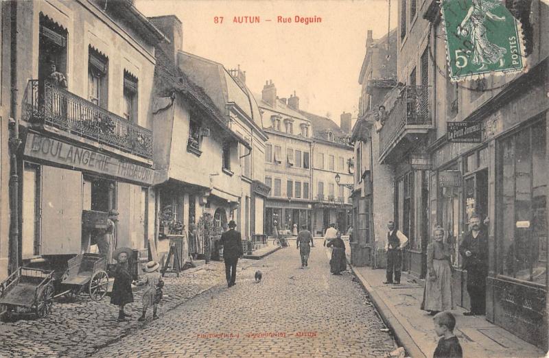 Carte postale ancienne Autun - Rue Deguin à Autun