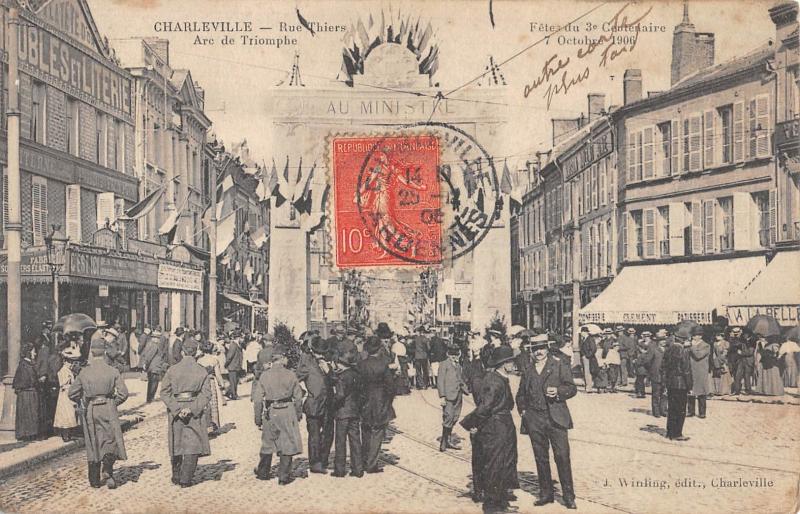 Carte postale ancienne Charleville - Rue Thiers - Arc De Triomphe - Fetes Du 3e Centenaire