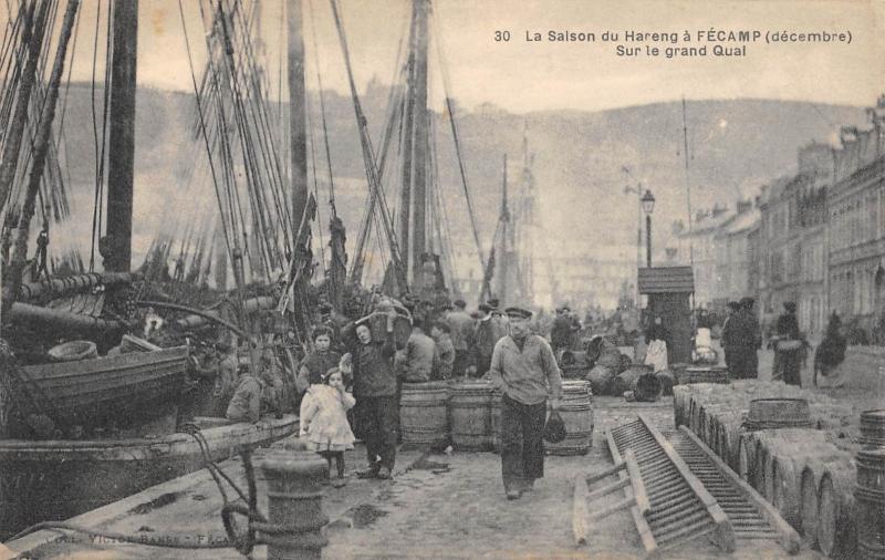 Carte postale ancienne La Saison Du Hareng A Fecamp - Sur Le Grand Quai