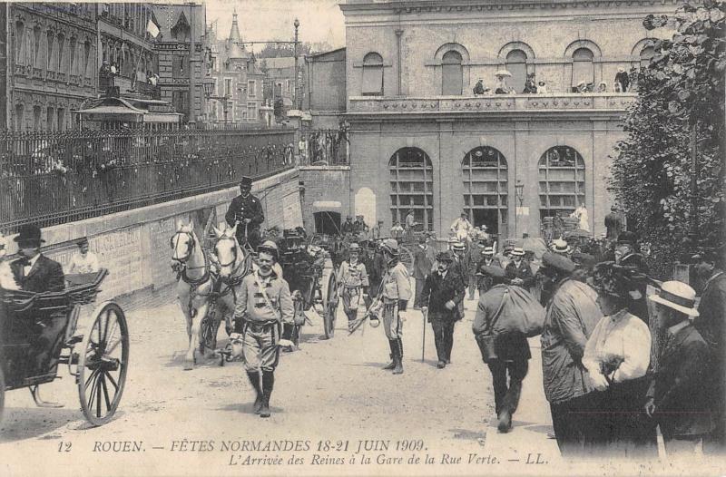 Carte postale ancienne Rouen - Fetes Normandes 1909 - L'Rrivee Des Reines A La Gare La Rue Verte à Rouen