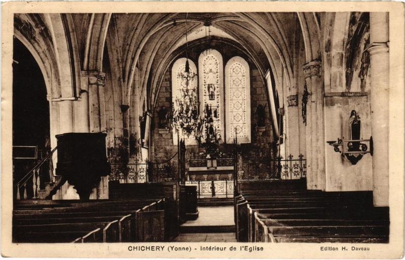 Carte postale ancienne Chichery interieur de l'eglise à Chichery