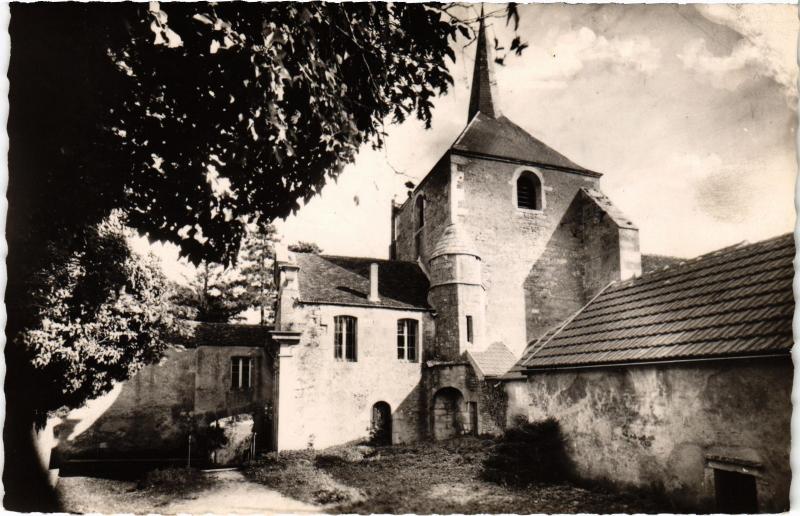 Carte postale ancienne Bierry un joli coin pres de l'eglise