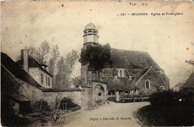 Carte postale ancienne Beugnon eglise et presbytere à Beugnon