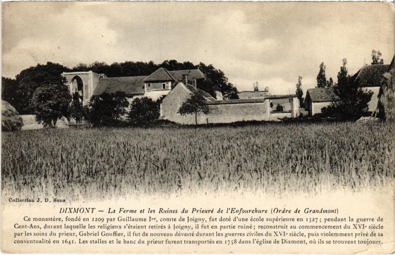 Carte postale ancienne Dixmont la Ferme et les Ruines du Prieure à Dixmont