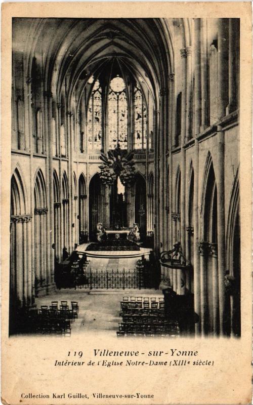 Carte postale ancienne Villeneuve sur Yonne interieur de l'eglise Notre Dame à Villeneuve-sur-Yonne