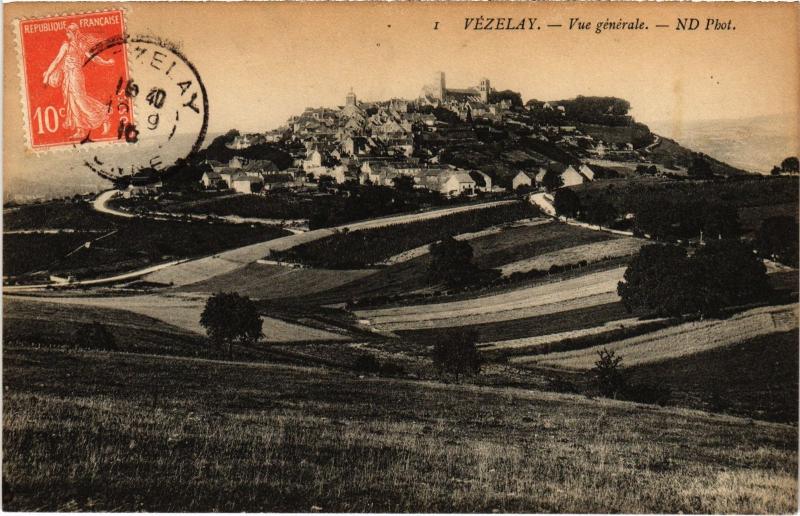Carte postale ancienne Vezelay vue generale