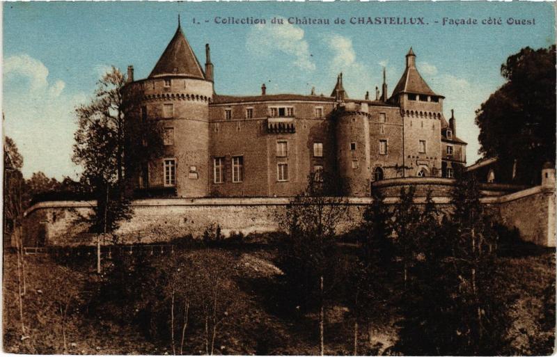 Carte postale ancienne Chastellux le chateau