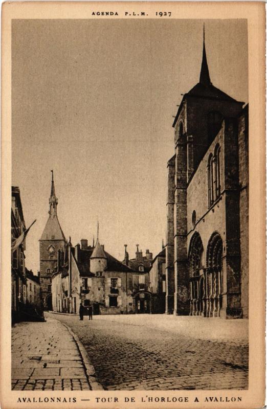 Carte postale ancienne Avallon Tour de l'Horloge à Avallon