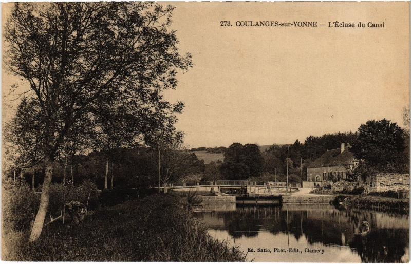 Carte postale ancienne Coulanges sur Yonne Ecluse du Canal à Coulanges-sur-Yonne