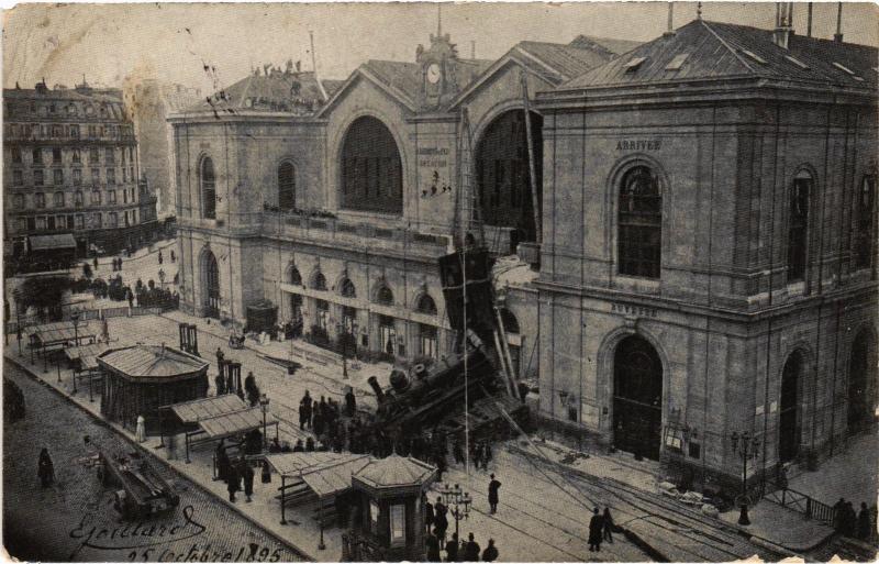 Carte postale ancienne Gare de Montparnasse - Accident à Paris 6e