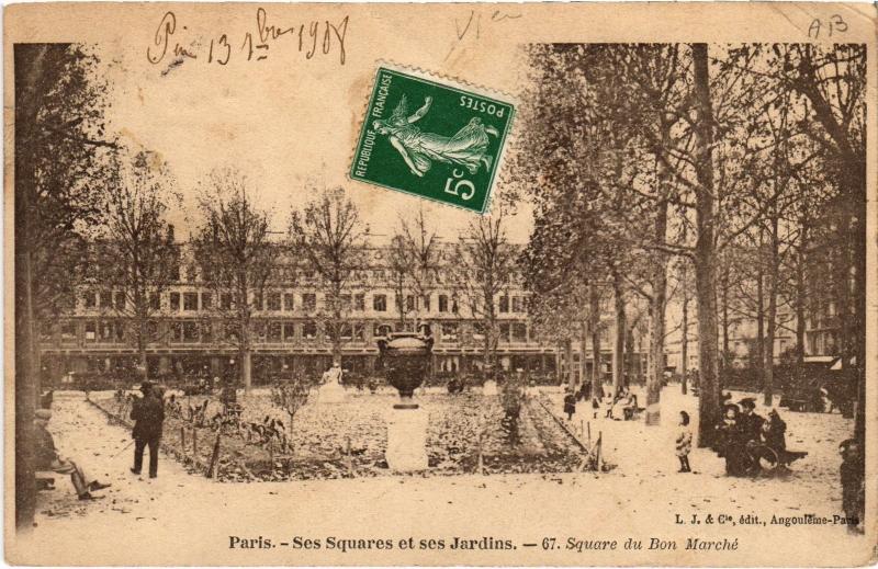 Carte postale ancienne Paris Square du Bon Marché