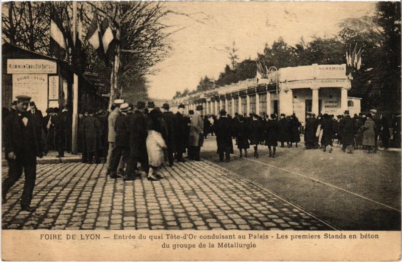 Carte postale ancienne Foire de Lyon Quai Tete-d'Or