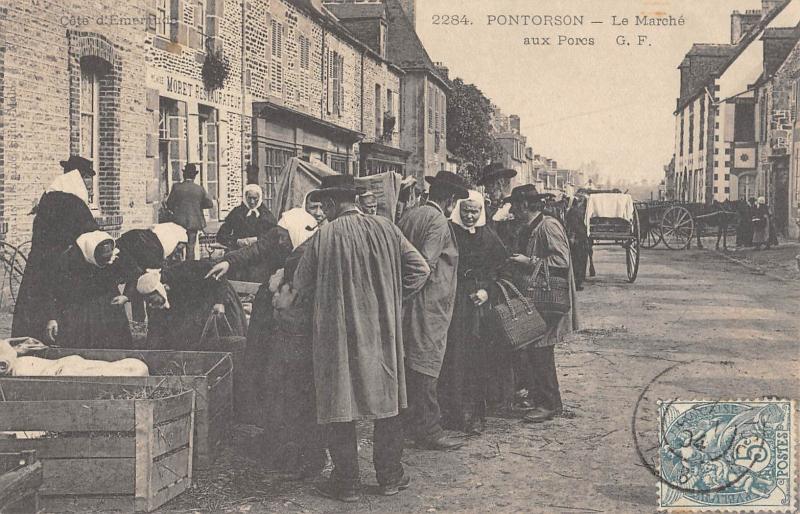 Carte postale ancienne Pontorson - Le Marche Aux Porcs à Pontorson