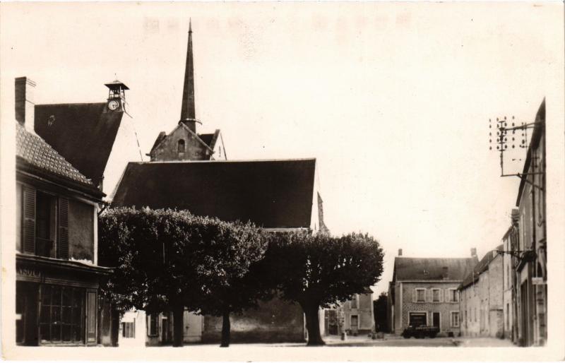 Carte postale ancienne Ablis Place de l'Eglise France à Ablis