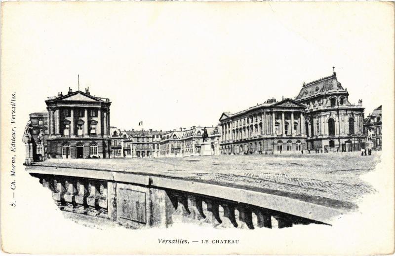 Carte postale ancienne Versailles Le Chateau France à Versailles