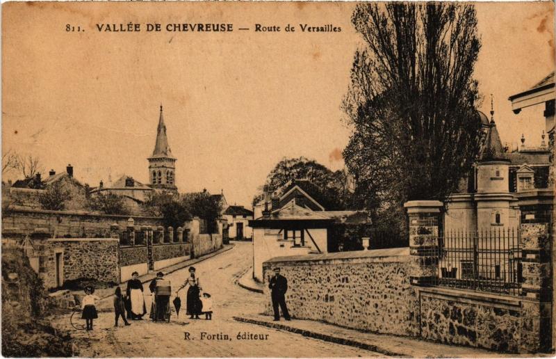 Carte postale ancienne Versailles Route de Versailles France à Versailles