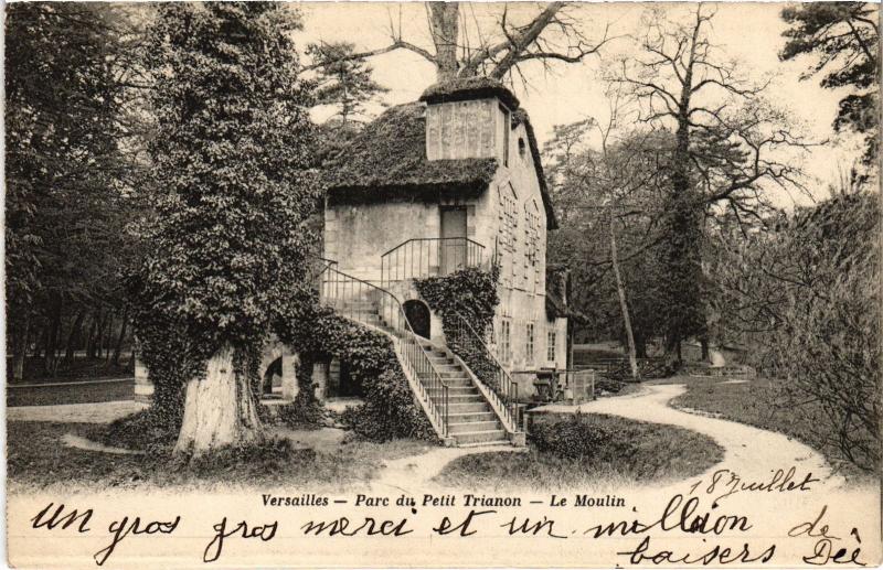 Carte postale ancienne Versailles Parc du Petit Trianon, Le Moulin France à Versailles