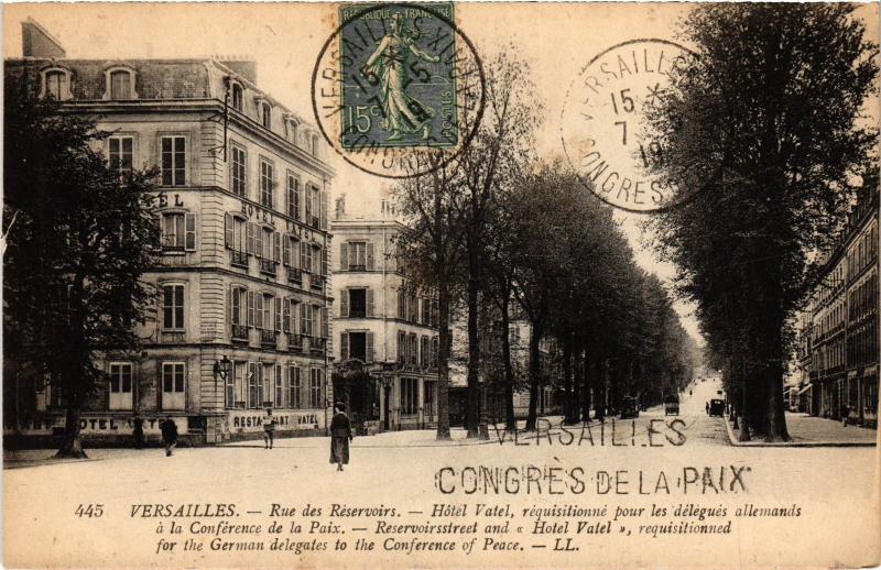 Carte postale ancienne Versailles Rue des Reservoirs France à Versailles