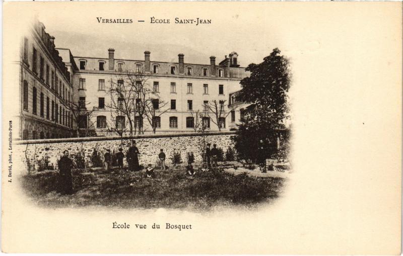 Carte postale ancienne Versailles Ecole vue du Bosquet France à Versailles