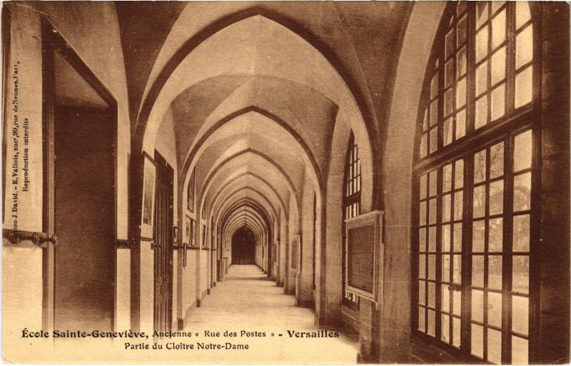 Carte postale ancienne Versailles Partie du Cloitre Notre-Dame France à Versailles