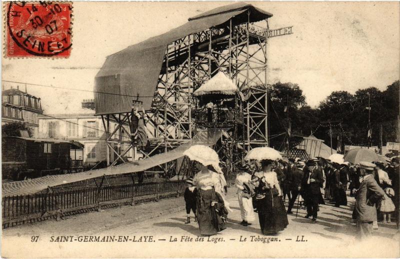Carte postale ancienne Saint-Germain en Laye La Fetes des Loges, Le Toboggan France à Saint-Germain-en-Laye