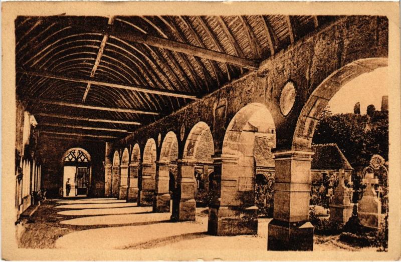 Carte postale ancienne Montfort l'Amaury Interieur du Cimetiere France à Montfort-l'Amaury
