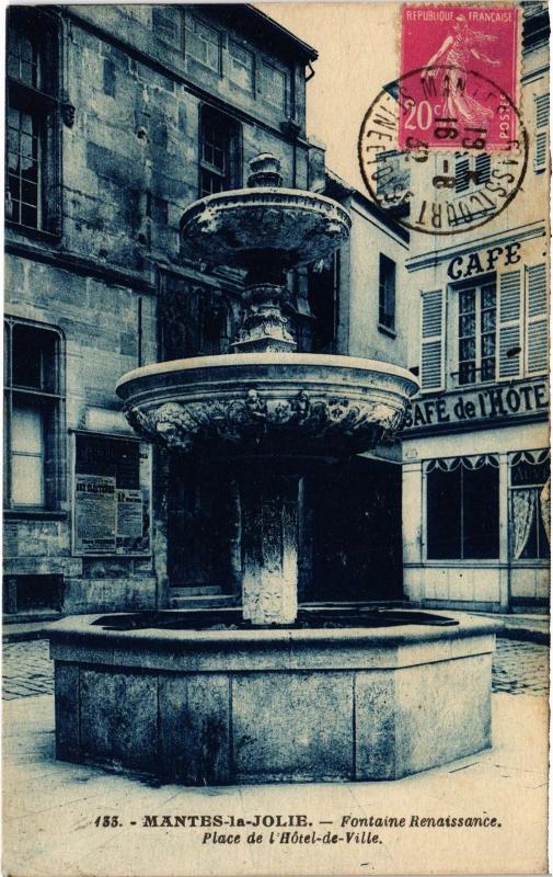 Carte postale ancienne Mantes la Jolie Place de l'Hotel de Ville France à Mantes-la-Jolie