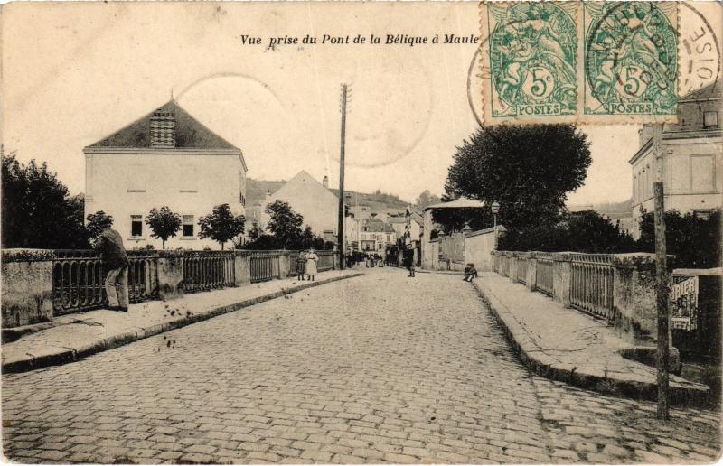 Carte postale ancienne Maule Vue prise du Pont de la Belique France à Maule