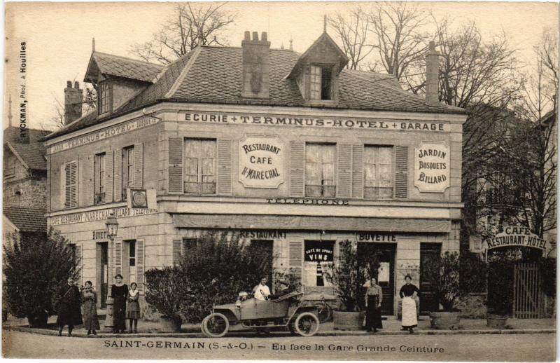 Carte postale ancienne Saint-Germain en Laye En face la Gare Grande Ceinture France à Saint-Germain-en-Laye