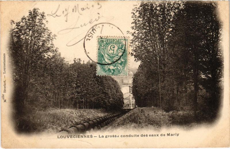 Carte postale ancienne Louveciennes La Grosse conduite des eaux de Marly France à Louveciennes