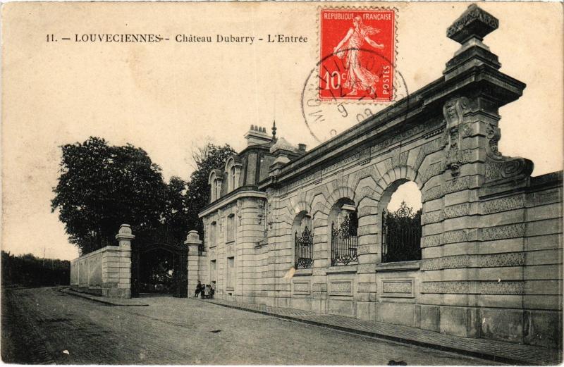 Carte postale ancienne Louveciennes Chateau Dubarry-L'Entree France à Louveciennes