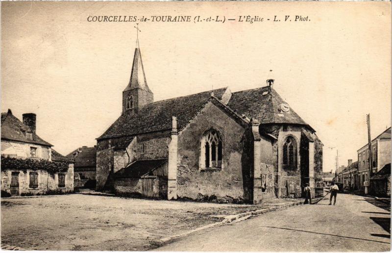 Carte postale ancienne Courcelles de Touraine L'Eglise France à Courcelles-de-Touraine