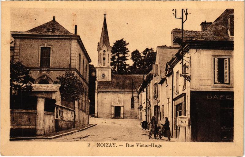 Carte postale ancienne Noizay Rue Victor-Hugo France à Noizay
