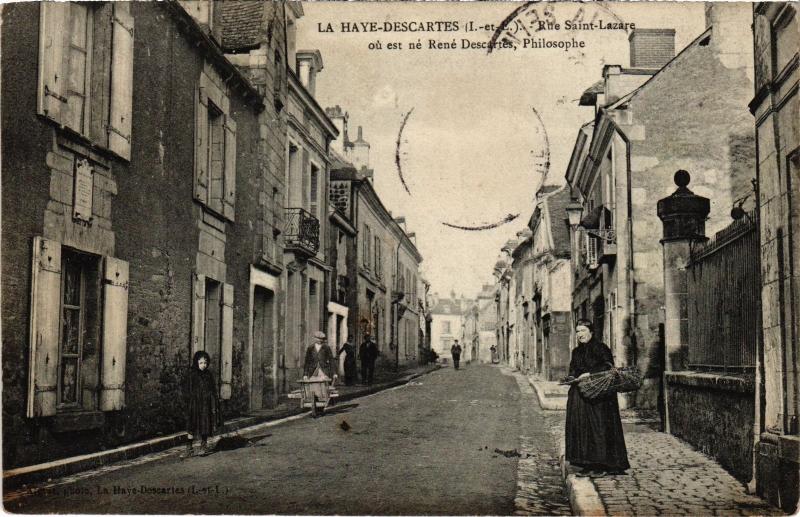 Carte postale ancienne La Haye Descartes Rue Saint-Lazare France à Descartes