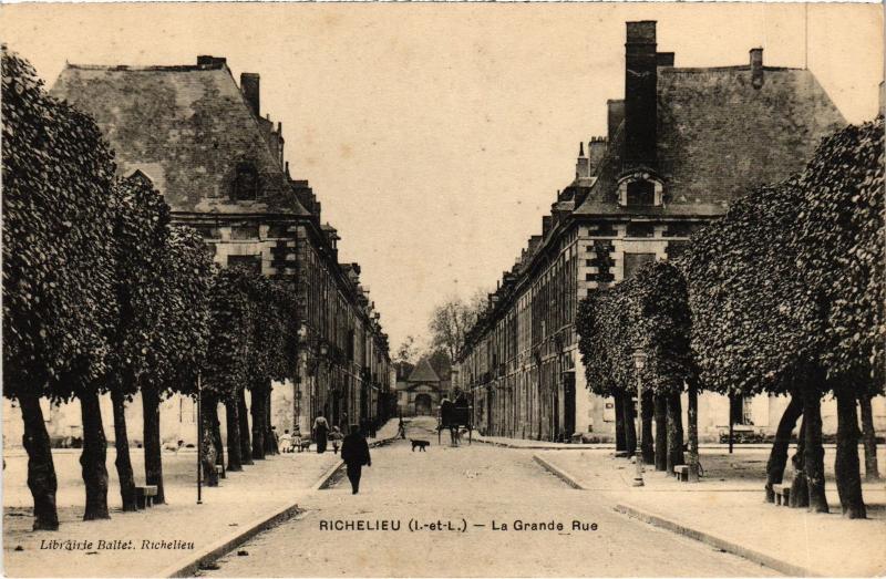 Carte postale ancienne Richelieu La Grande Rue France à Richelieu