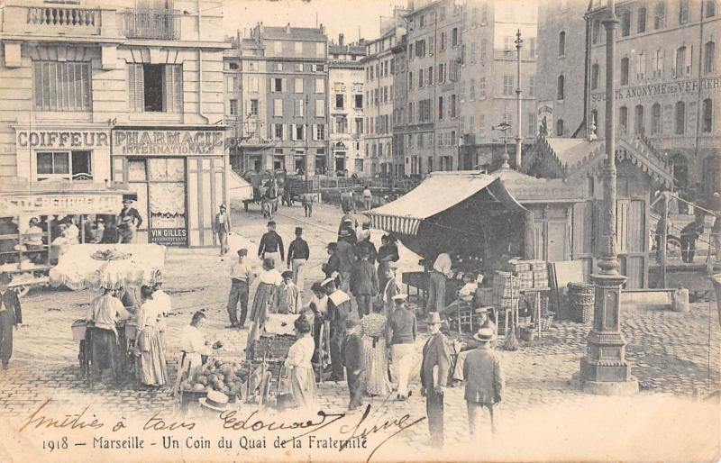 Carte postale ancienne Marseille - Un Coin Du Quai De La Fraternite à Marseille