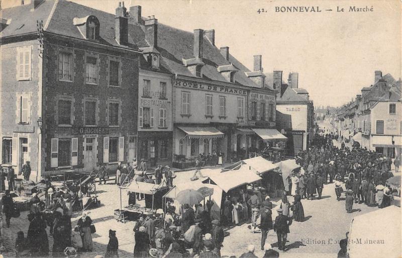 Carte postale ancienne Bonneval - Le Marche à Bonneval