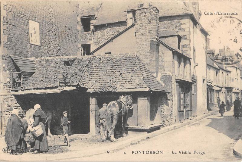 Carte postale ancienne Pontorson - La Vieille Forge à Pontorson