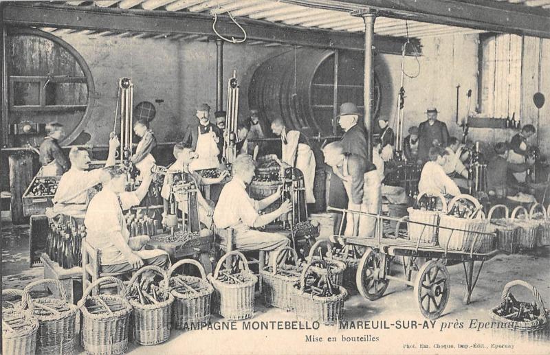 Carte postale ancienne Champagne Montebello - Mareuil Sur Ay - Mise En Bouteilles à Reuil