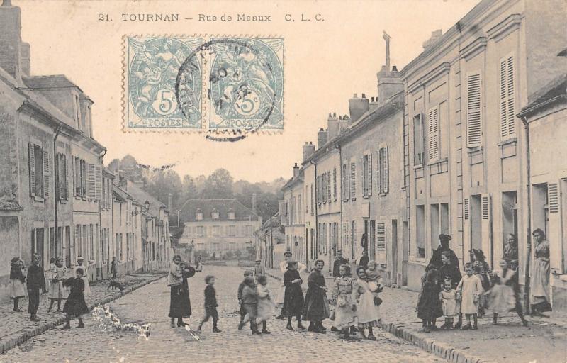 Carte postale ancienne Tournan - Rue De Meaux à Meaux